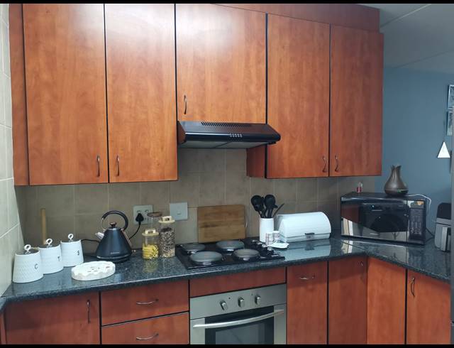 2 BEDROOM SECTIONAL TITLE FOR SALE IN SONNEVELD